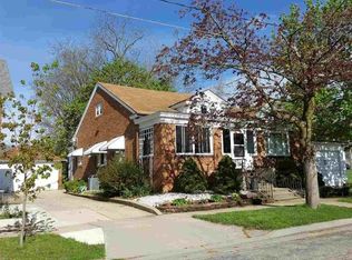 1115 21st Ave, Monroe, WI 53566