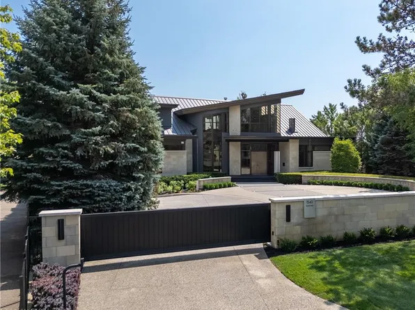 1540 Watersedge Rd, Mississauga, ON L5J 1A4
