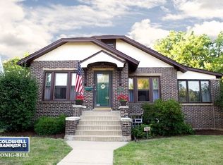 901 Farragut Pl, Joliet, IL 60435