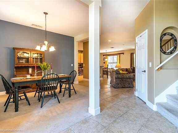 3rd image of 112 Heatherbrooke Cir