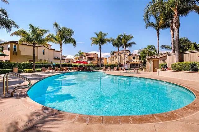 3 bed, 2.5 bath, 1538 sqft, $4,600 — Photo 1