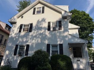 9 Wachusett St, Worcester, MA 01609