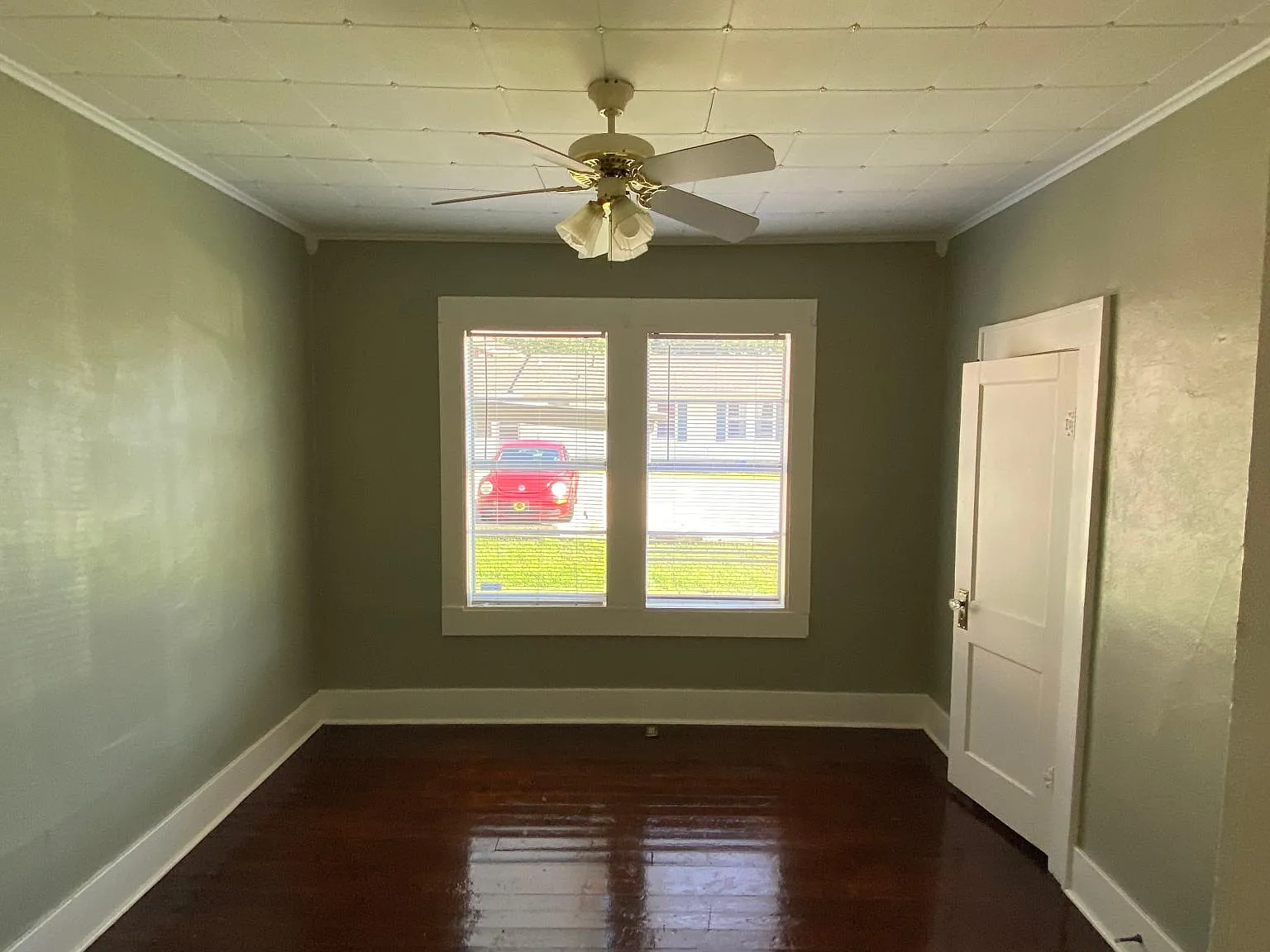 807 N 48th St — Photo 3