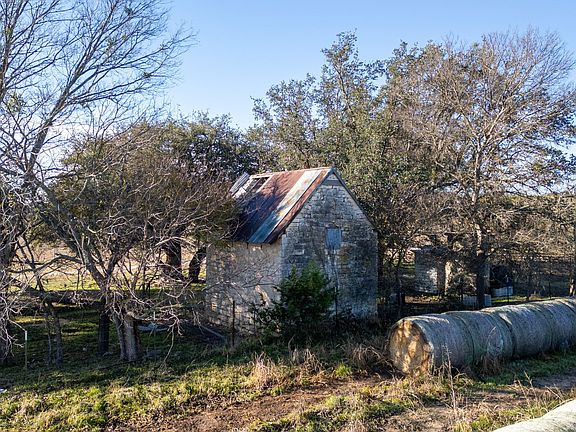 4th image of 12615 E Us Highway 190