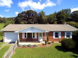 551 Ripshin Rd, Troutdale, VA 24378