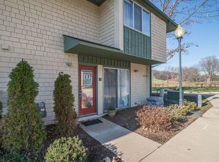 1789 Hideaway Ln, Ann Arbor, MI 48105