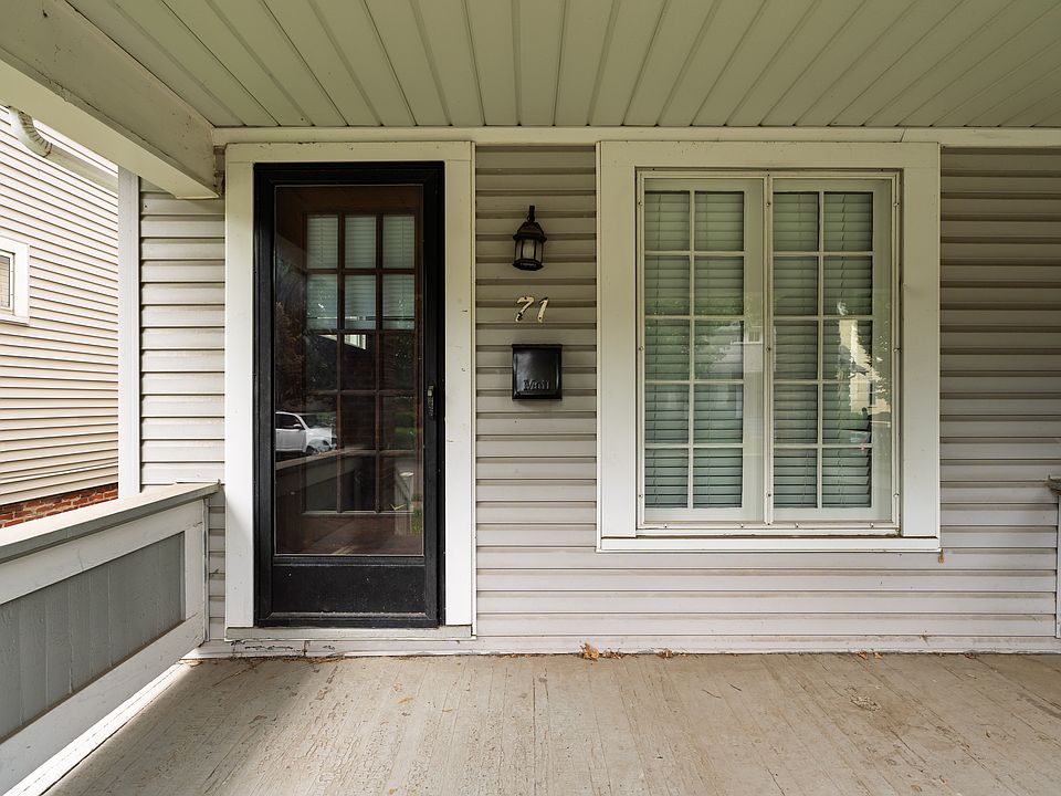 71 W Lakeview Porch