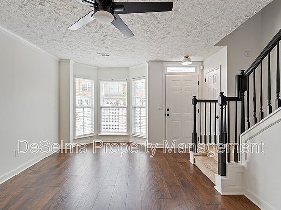 4th image of 423 Compton Ln