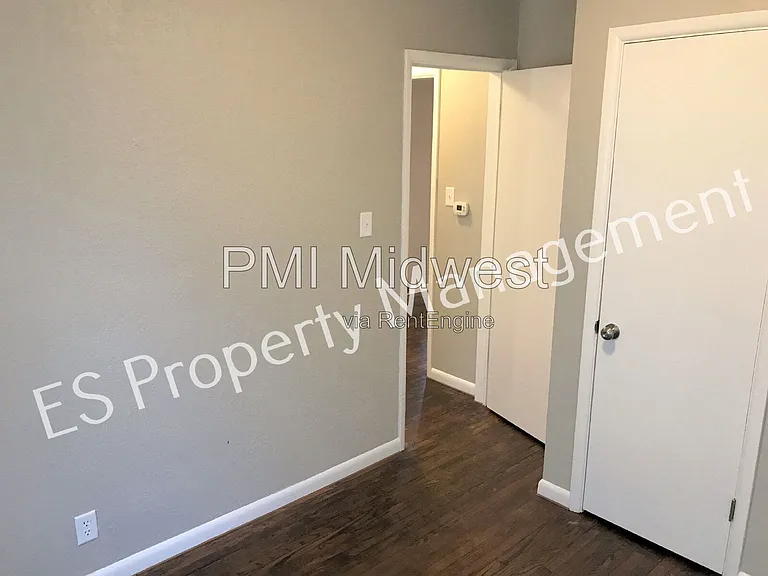 501 S Biltmore Ave — Photo 3