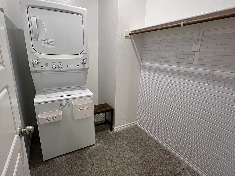 3913 Snow Fawn Ave #2 — Photo 16