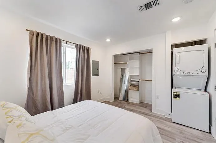 4416 San Jacinto St #103 — Photo 4