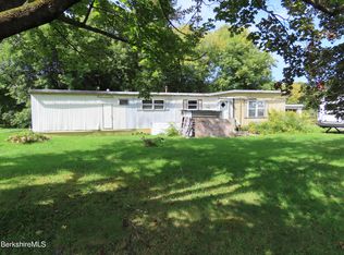 7-17 Railroad St #25, Cheshire, MA 01225