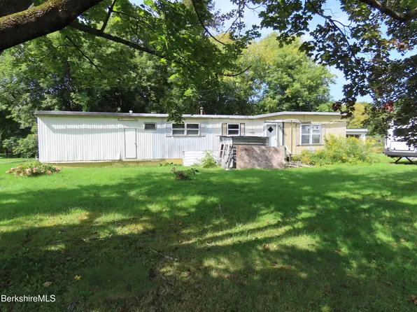 7-17 Railroad St #25, Cheshire, MA 01225