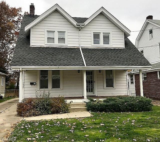 1st image of 1582 8th St