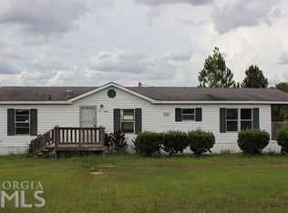 566 Portal Crossing Loop, Portal, GA 30450