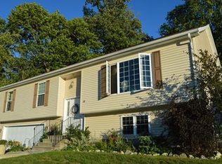 10 Sullivan St, Spencer, MA 01562