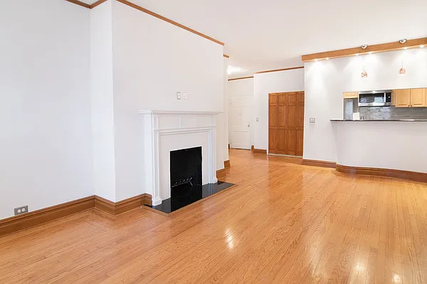 Rented by WAM Partners - William Moses Co. | media 27