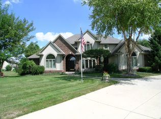 2150 Mulsanne Dr, Zionsville, IN 46077