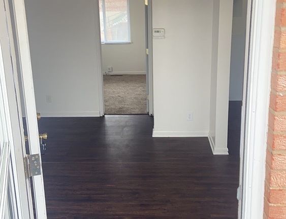 5th image of 1431 Huffman Ave #C