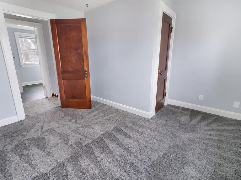 635 S Eureka Ave — Photo 16