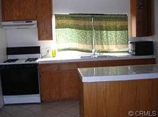 5th image of 15366 Monterey Ave