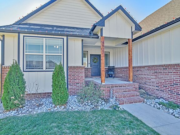 2nd image of 4523 N Sunny Cir