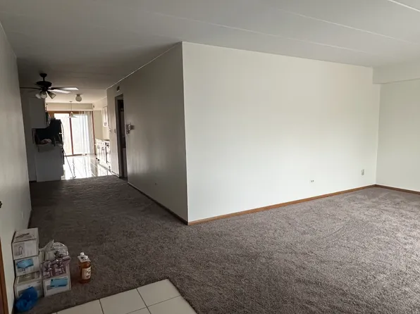 15324 Treetop Dr APT 2N, Orland Park, IL 60462