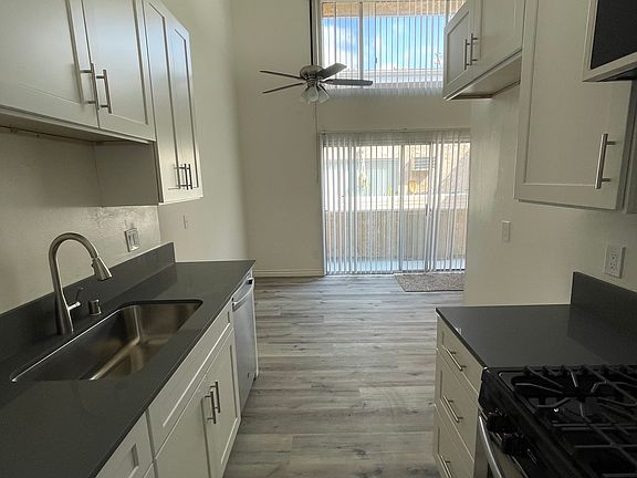4th image of 3725 Glendon Ave #16