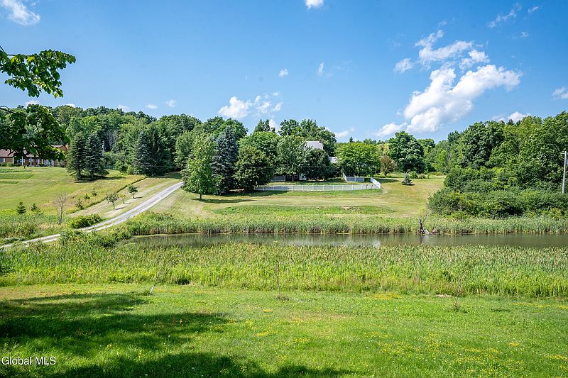 3rd image of 1838 Scotch Ridge Road