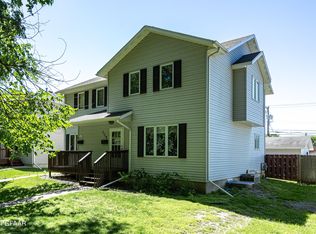 1112 S 12th St UNIT A, Grand Forks, ND 58201