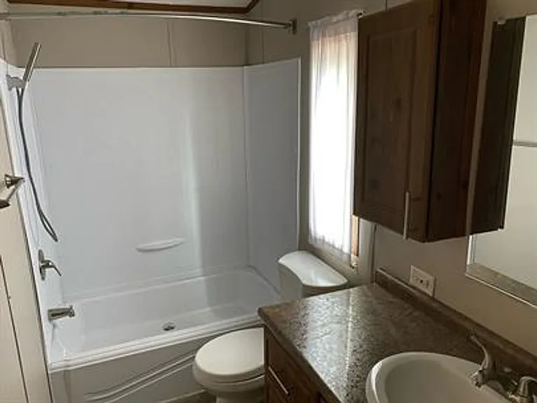 950 Cedar Village Ln — Photo 5
