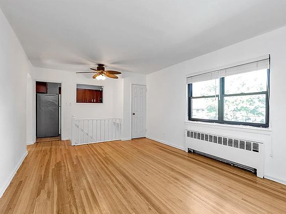 5th image of 220-16 75th Ave #A