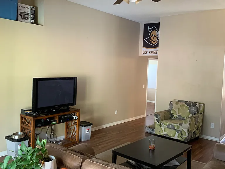 3395 Foxcroft Cir — Photo 2