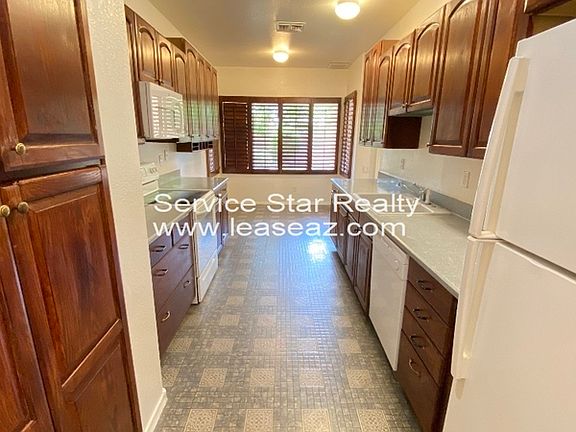 5th image of 3315 N 109th Ave