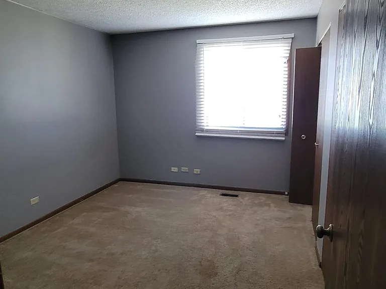 1076 Manchester Ct #1076 — Photo 11