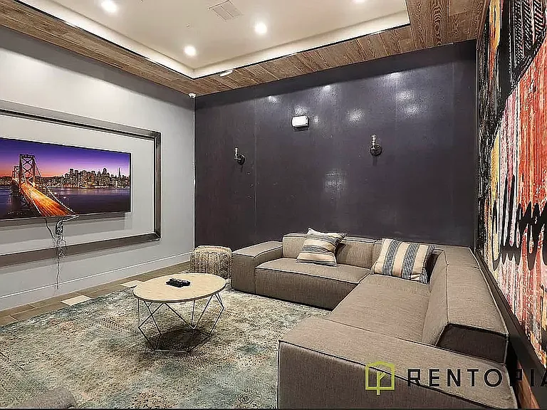 338 Evergreen Ave #325 — Photo 10