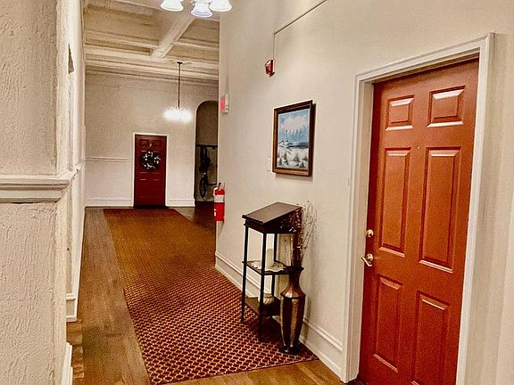 5th image of 2400 Baynard Blvd APT 11