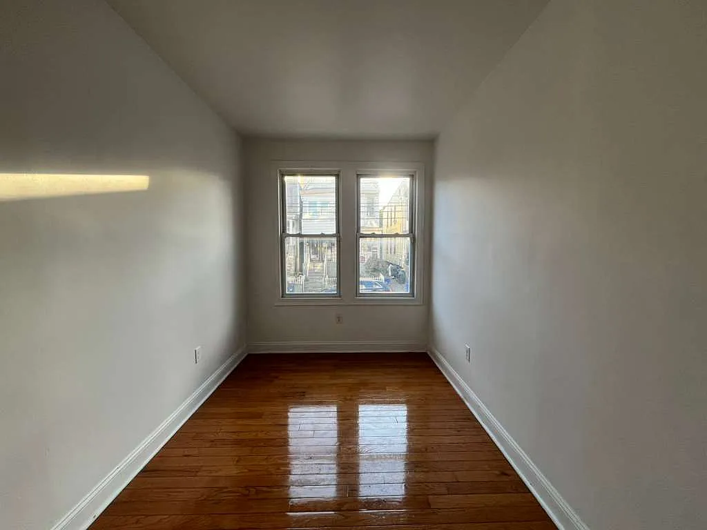 2 bed, 850 sqft, $1,850 — Photo 4