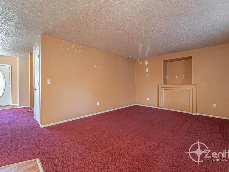 15501 NE 88th St — Photo 18