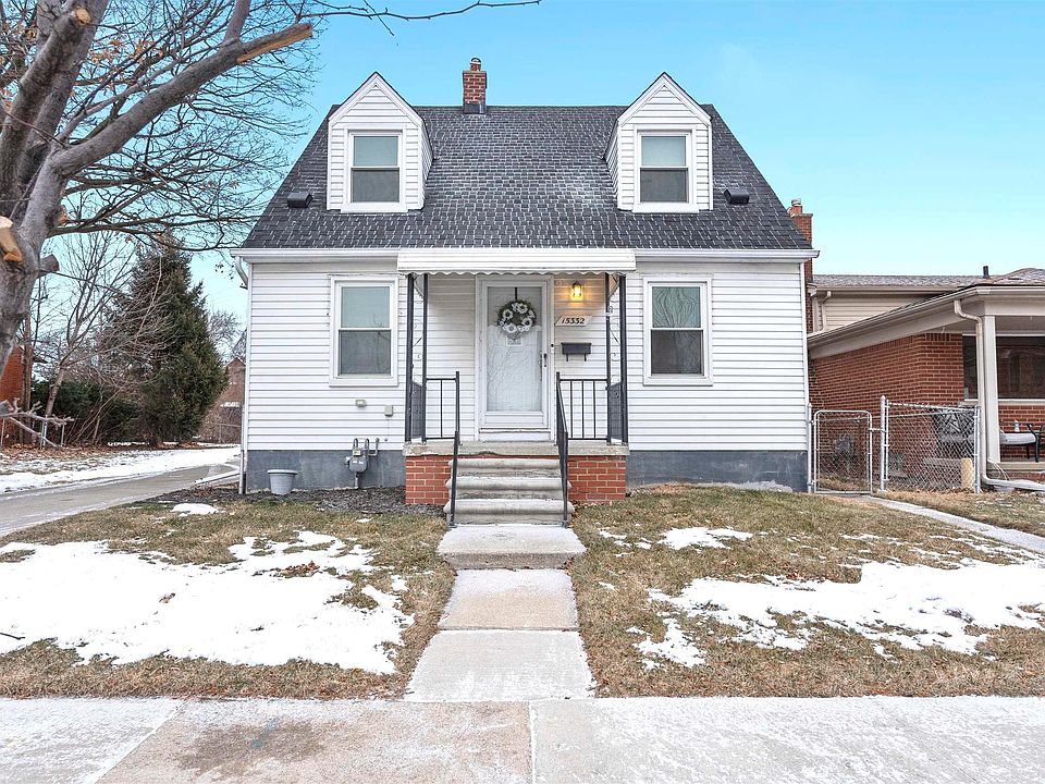 1st image of 15332 Normandale St