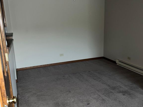 4th image of 11610 Blackhawk Ct APT 8