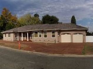 2600 Foothill Dr, Carmichael, CA 95608