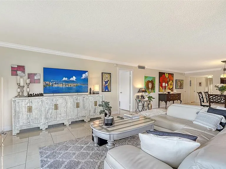 1355 S Portofino Dr #103 — Photo 24