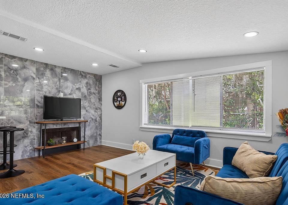1st image of 5112 110TH Street