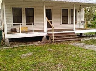 34 W Mohawk St, Mascotte, FL 34753