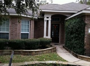 98 Genesee Ridge Dr, Conroe, TX 77385