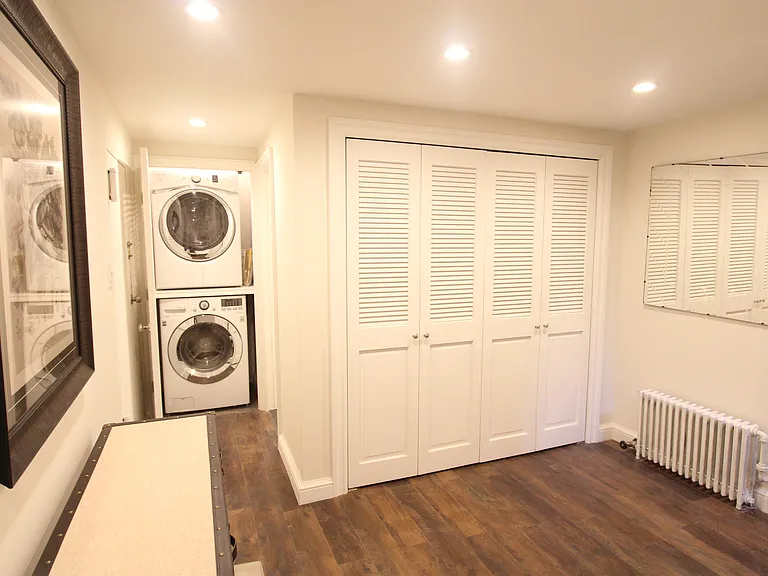 124 W 80th St #1 — Photo 12