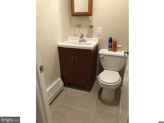 1st Fl Half Bath