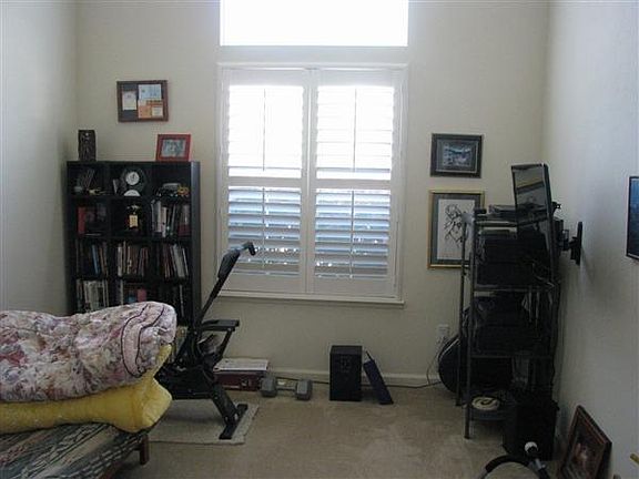 3rd image of 10886 Arrowood Dr