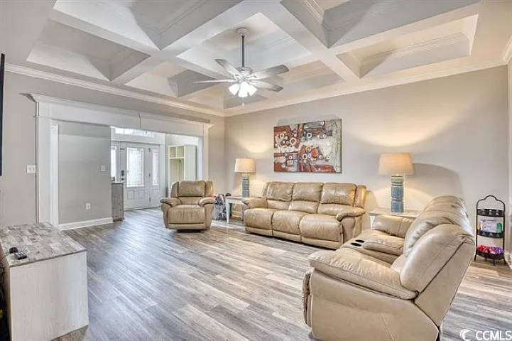 16 Smith Blvd — Photo 3